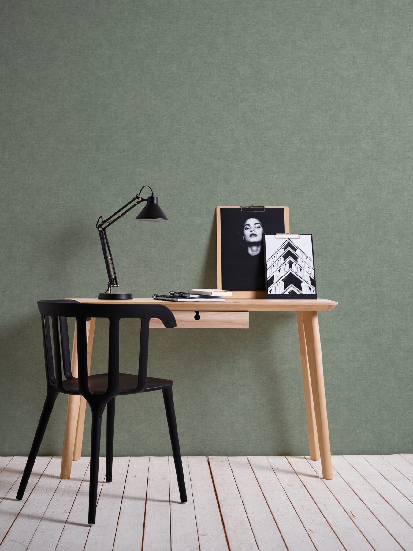 Hot Spots/Smart Surfaces 39566-5
